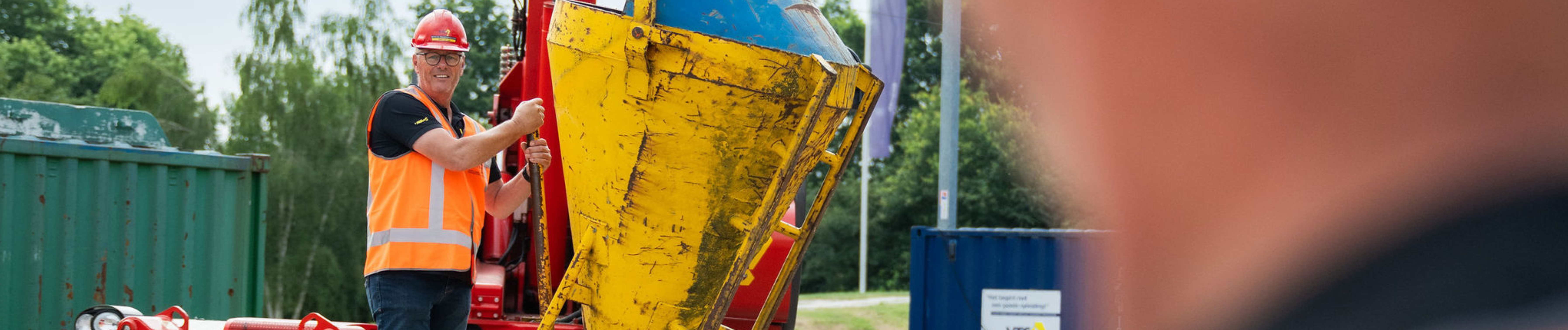 TCVT W4-07 Machinist Verreiker met hijsfunctie